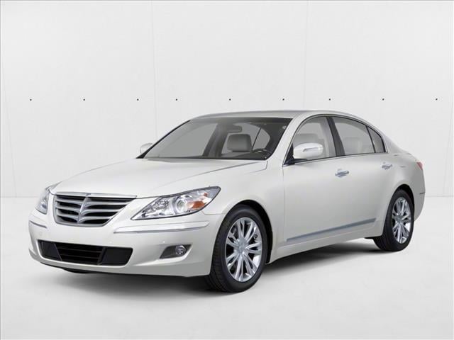 2011 Hyundai Genesis 3.8's photo