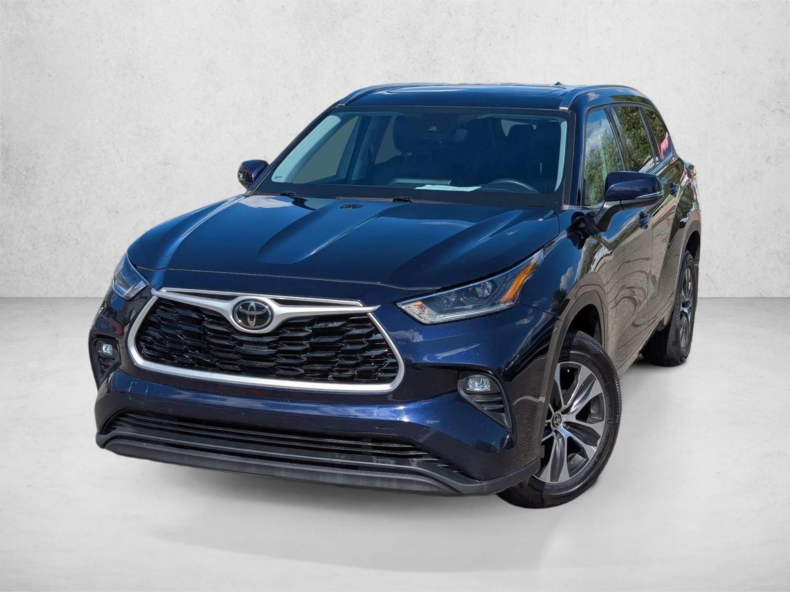 2021 Toyota Highlander XLE's photo