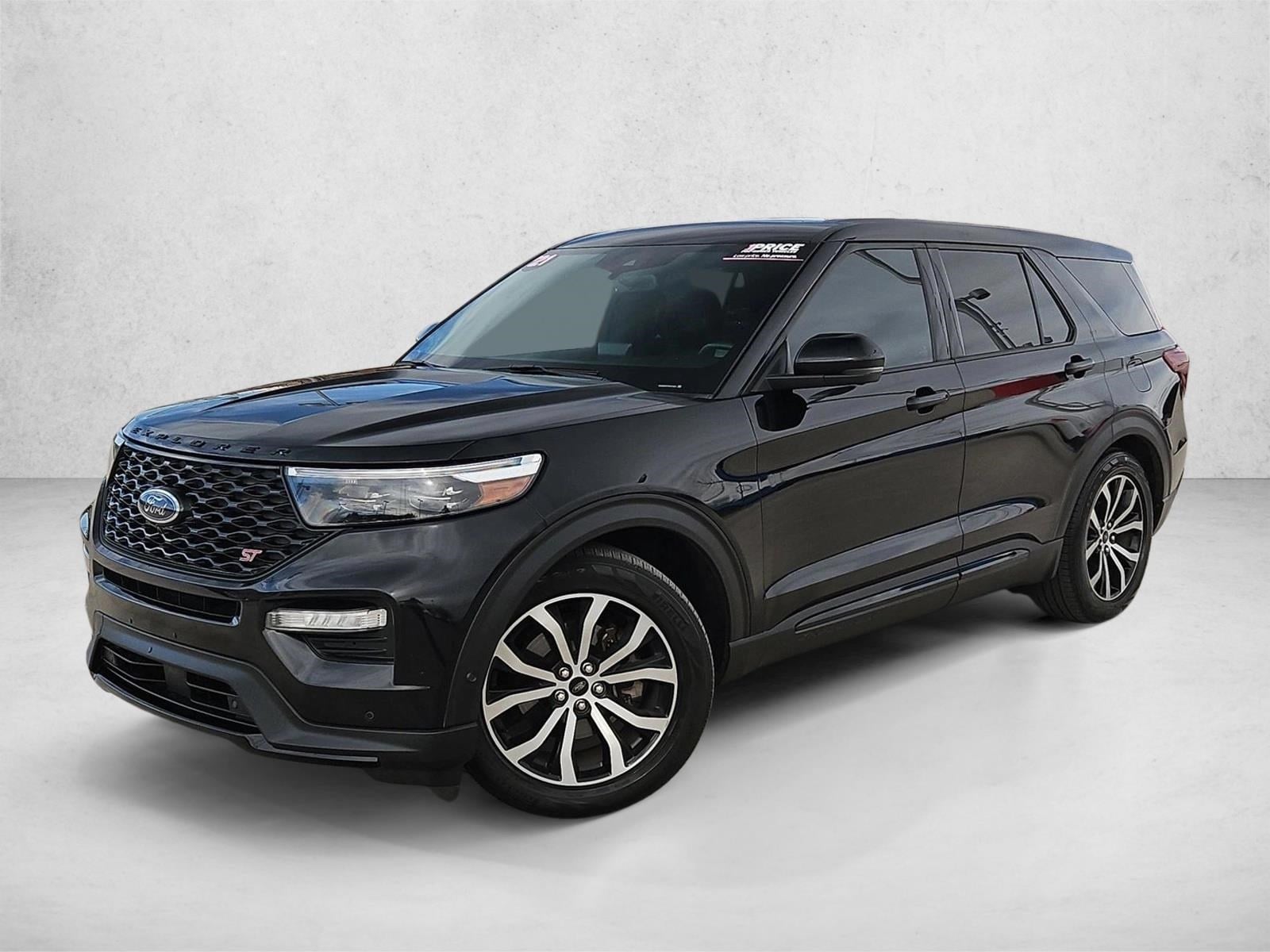 2021 Ford Explorer ST's photo