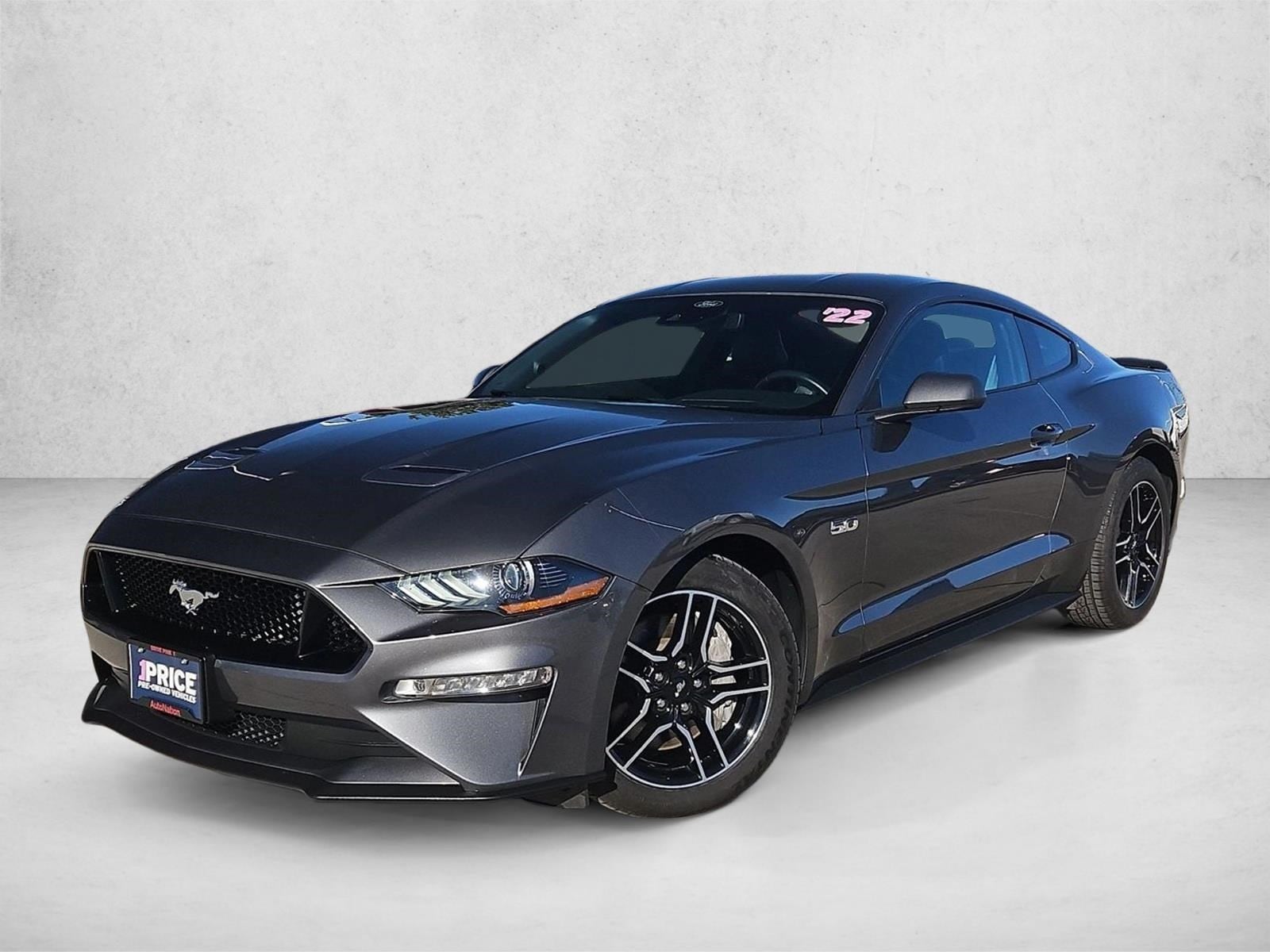 2022 Ford Mustang GT Premium's photo