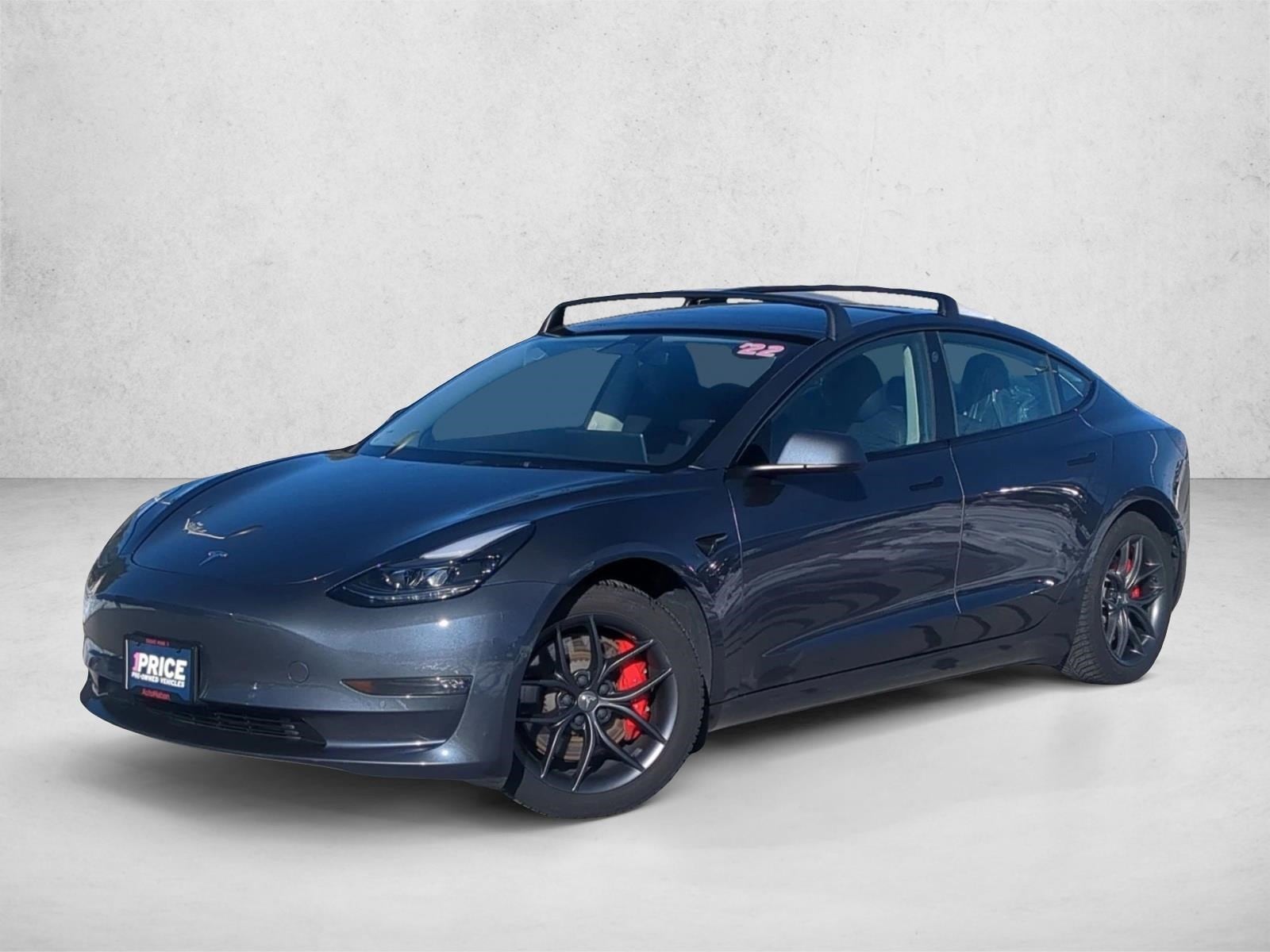 2022 Tesla Model 3 Performance's photo