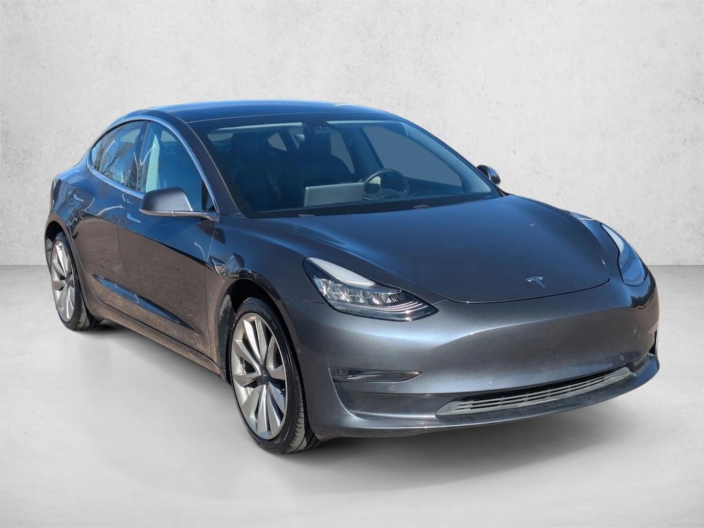 2020 Tesla Model 3 Standard Range Plus photo 4