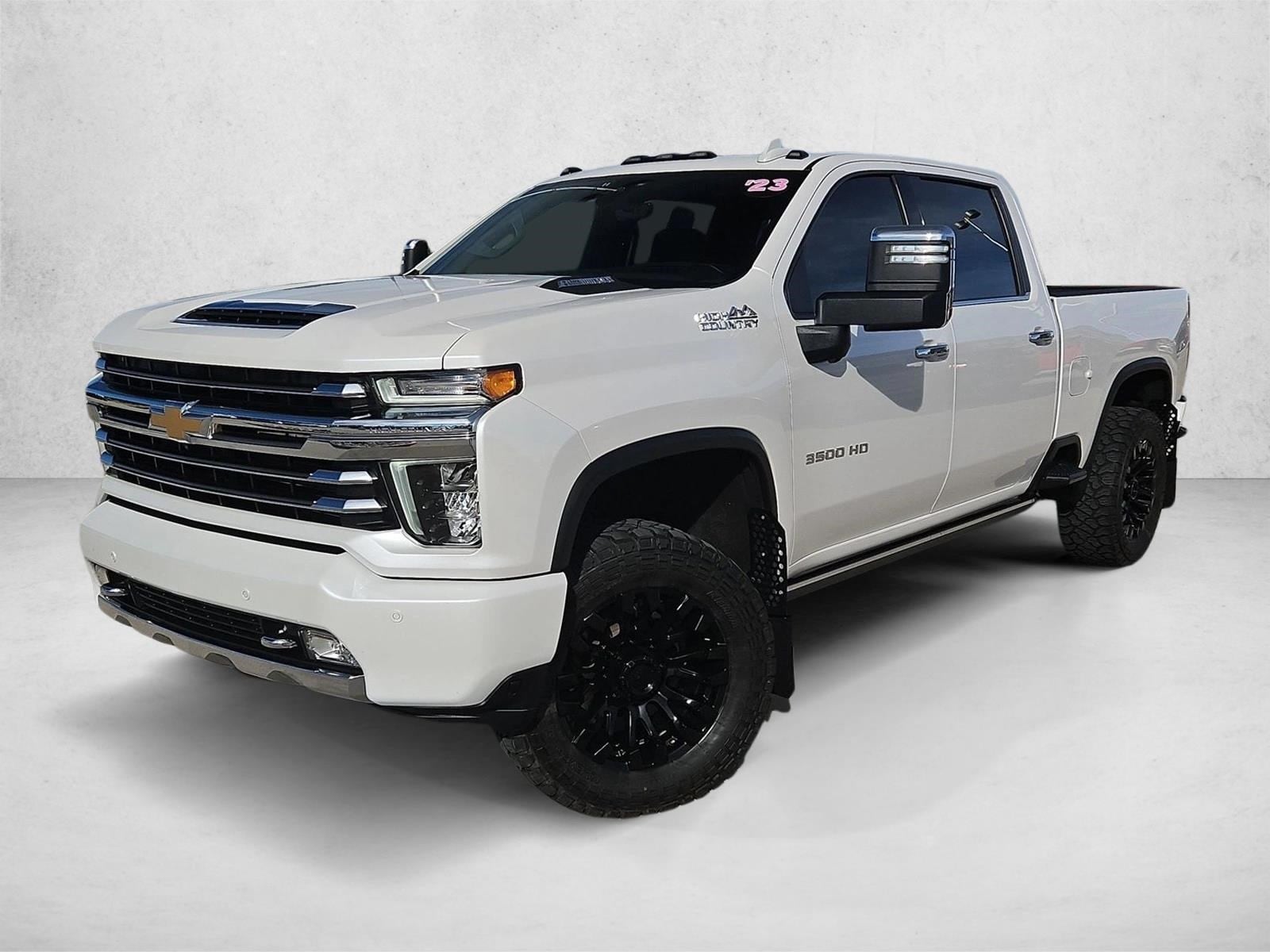 2023 Chevrolet Silverado 3500HD High Country's photo