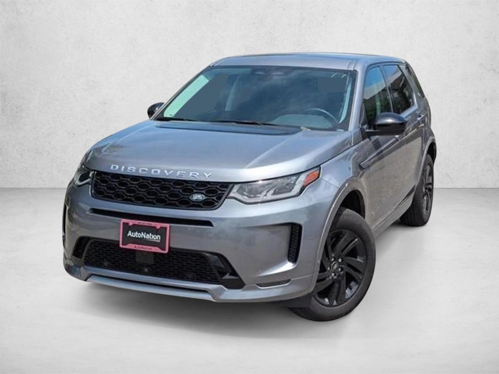 2024 Land Rover Discovery Sport S's photo