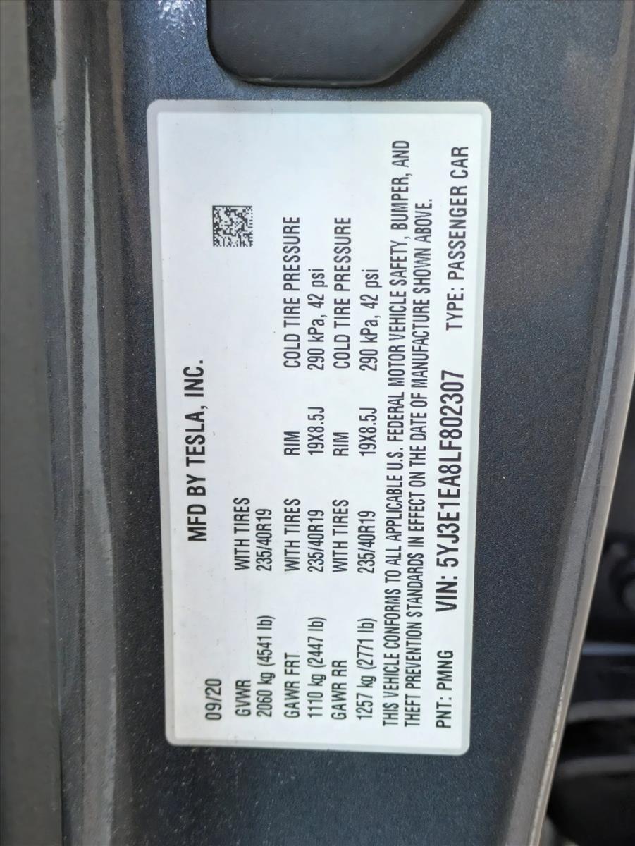 2020 Tesla Model 3 Standard Range Plus photo 2