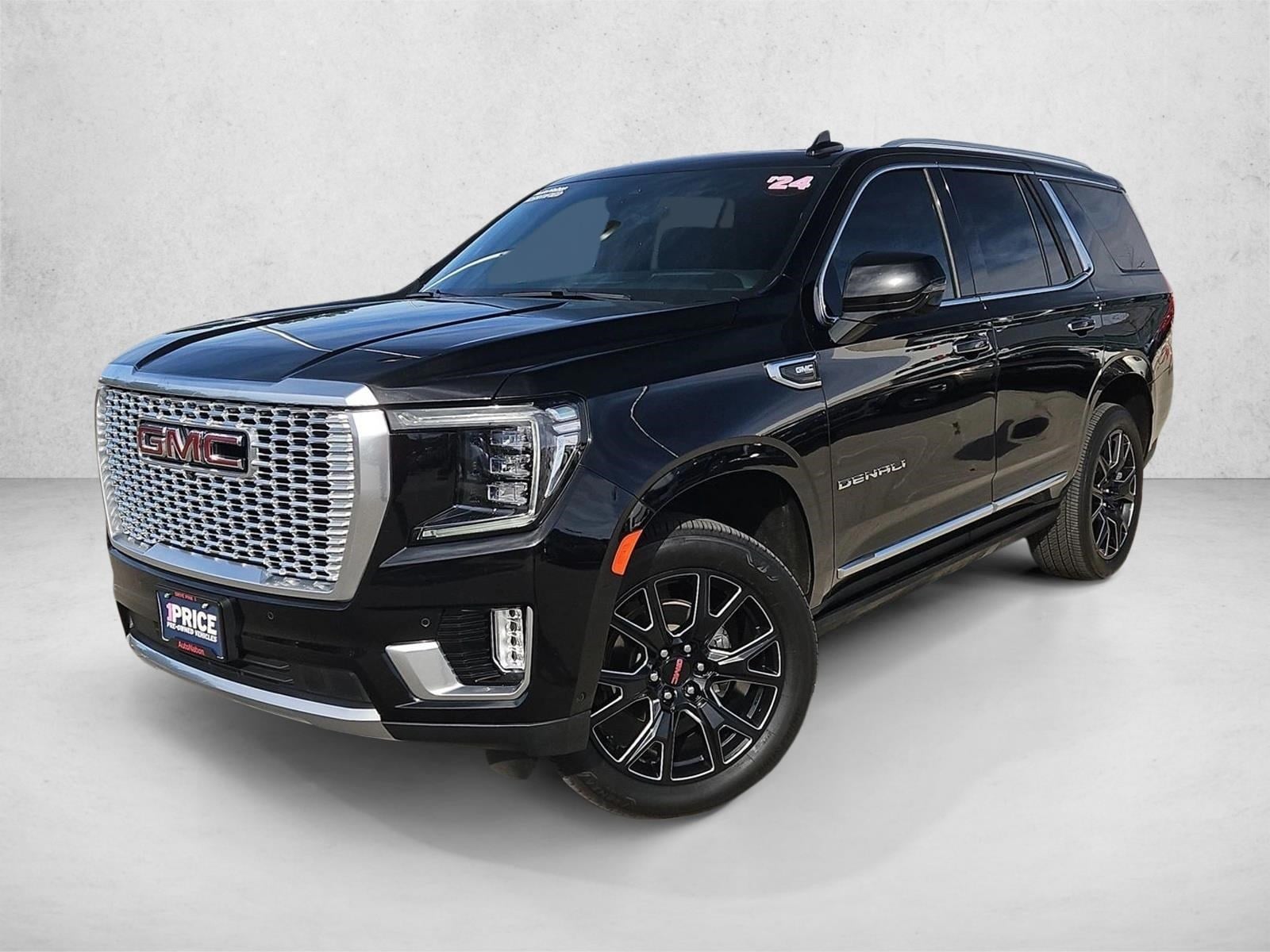 2024 GMC Yukon Denali's photo