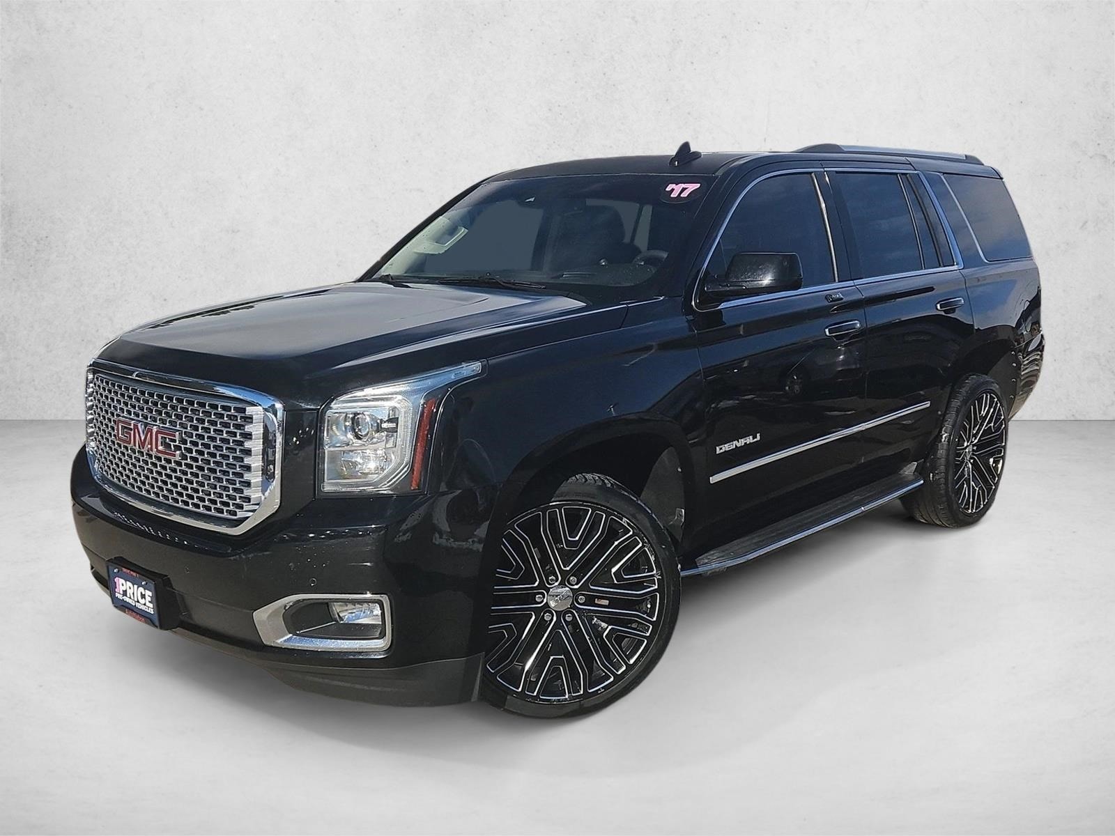 2017 GMC Yukon Denali's photo