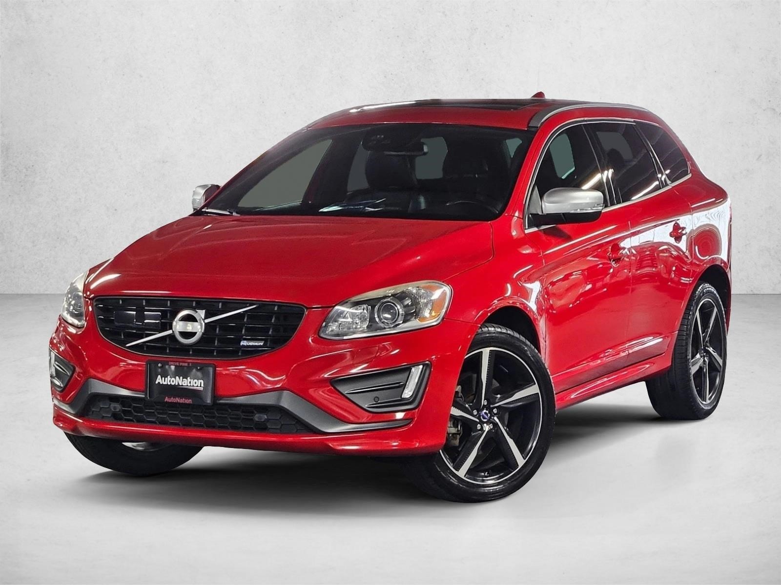 2015 Volvo XC60 T6 R-Design Premier Plus's photo