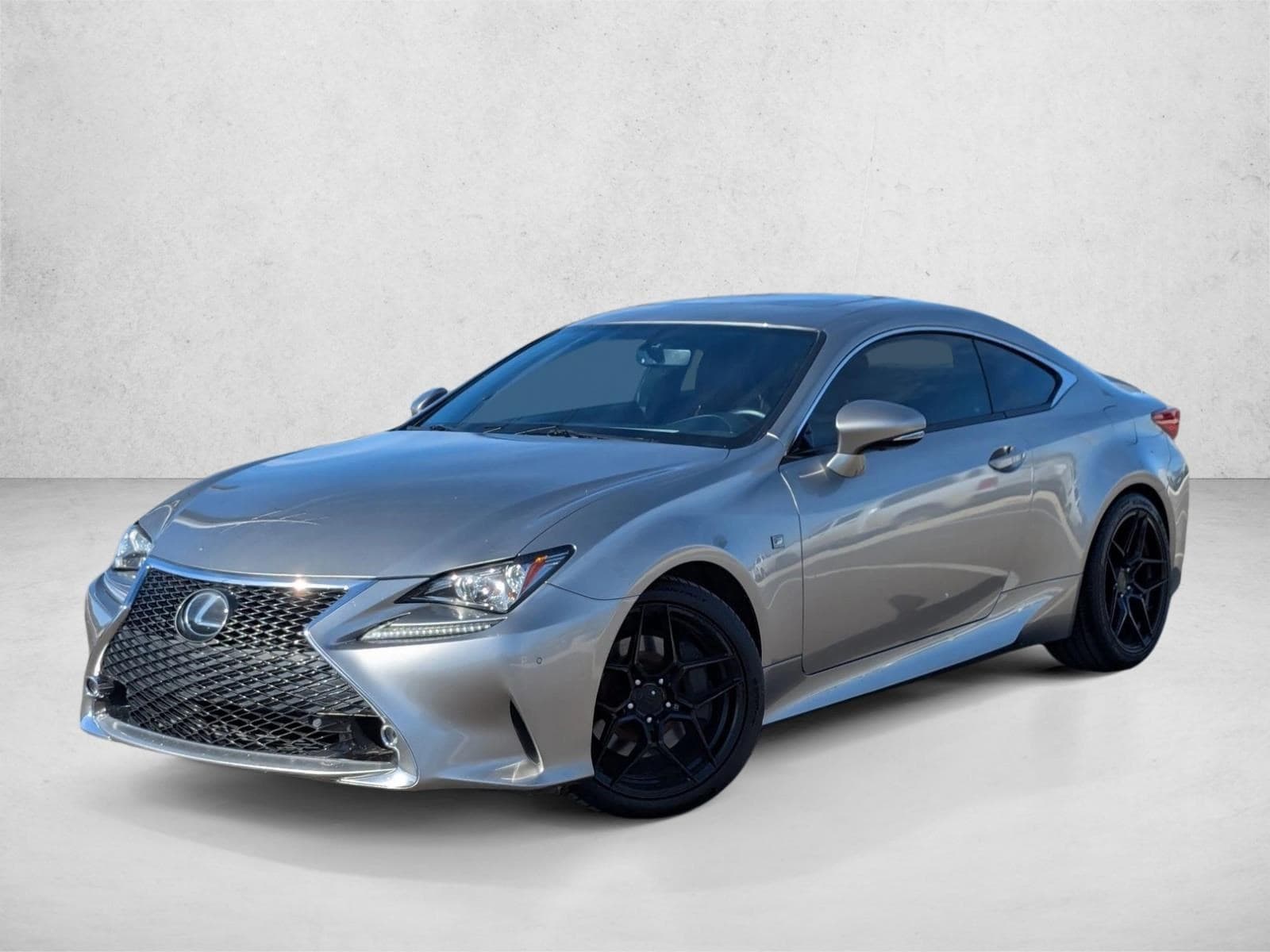 2016 Lexus RC 350's photo