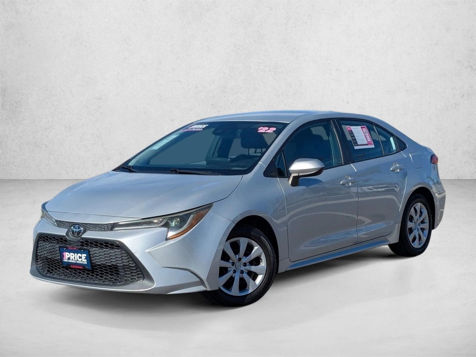 2022 Toyota Corolla LE's photo