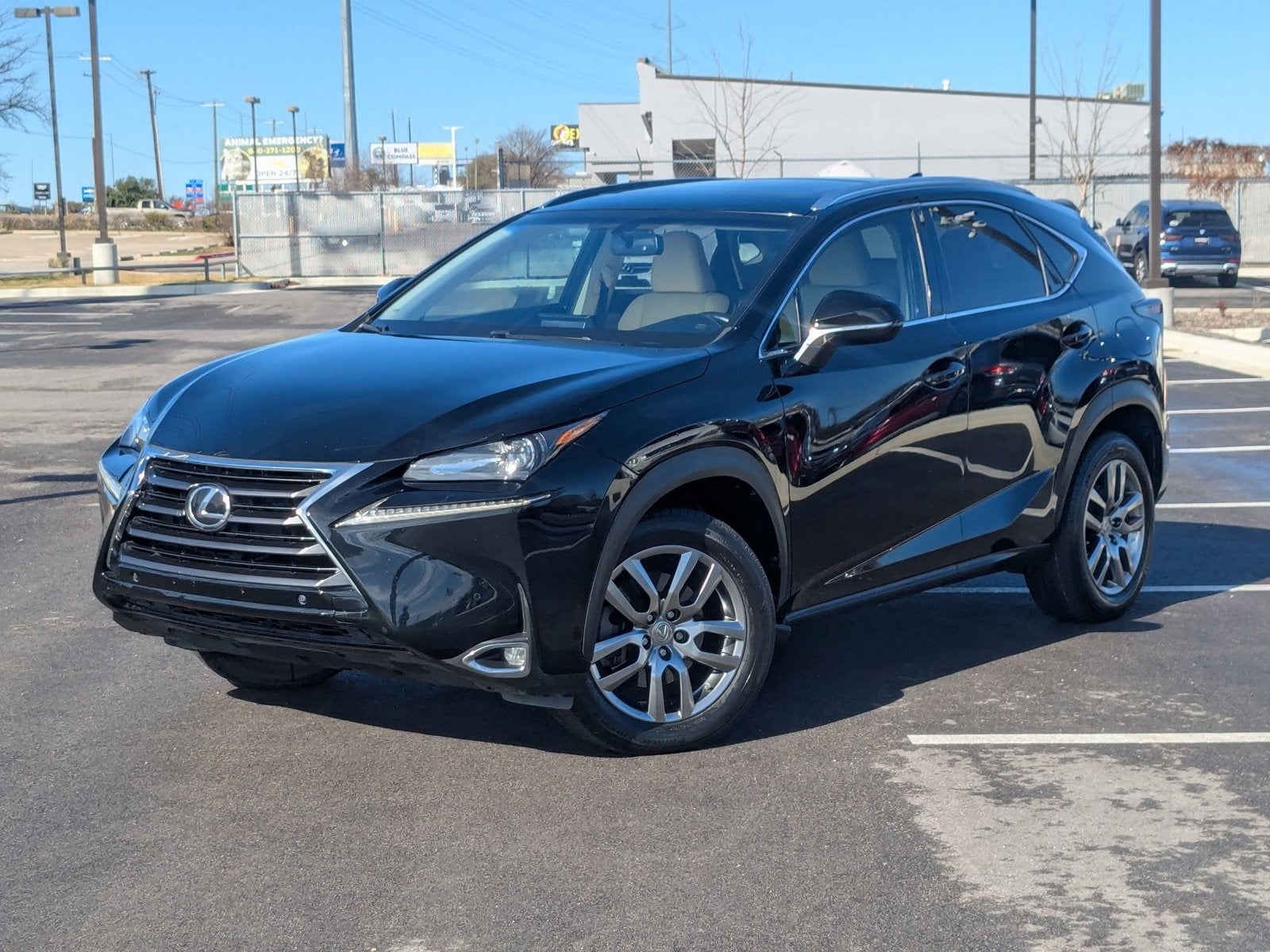 2016 Lexus NX 200t's photo