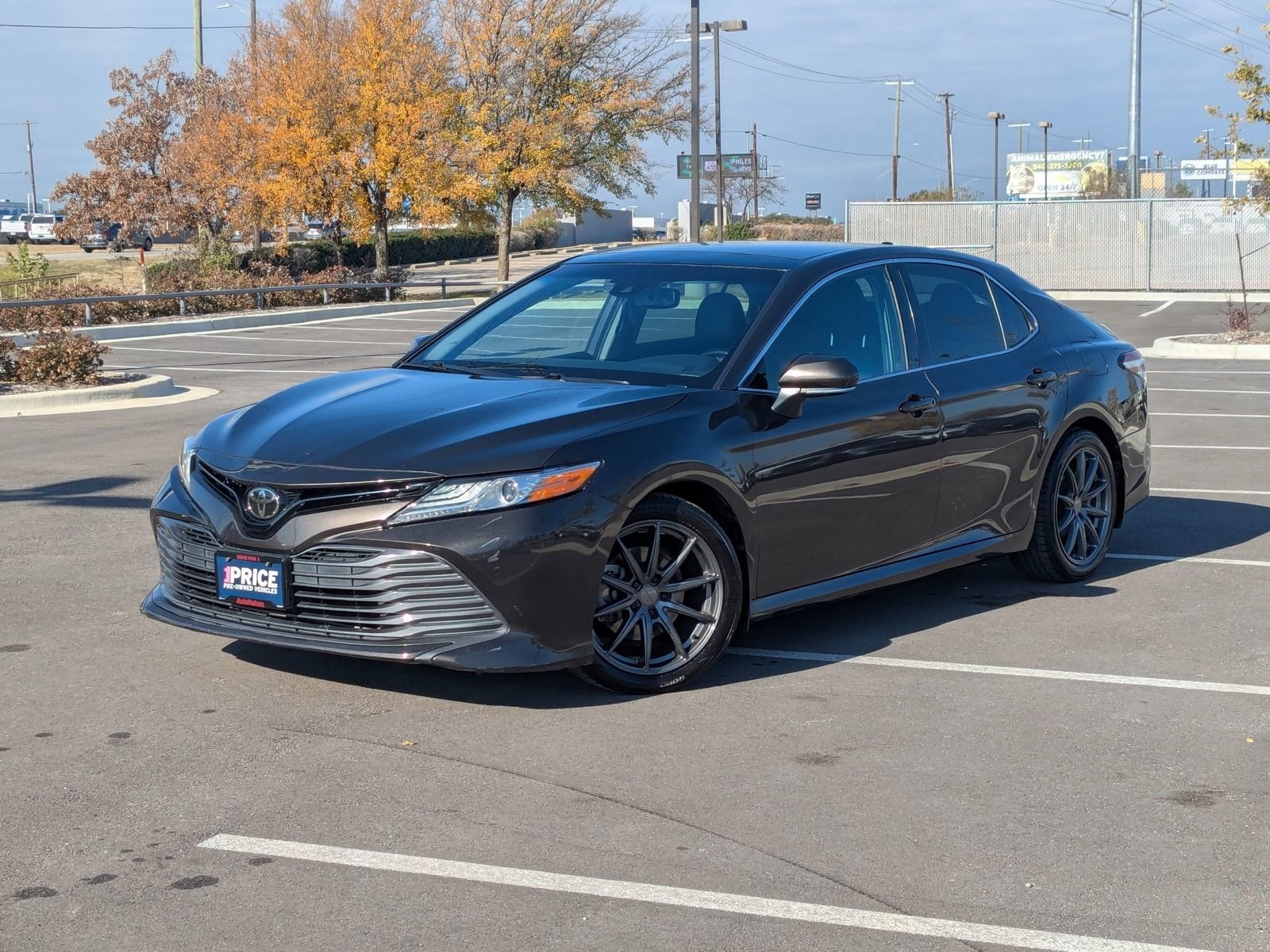 2020 Toyota Camry XLE's photo