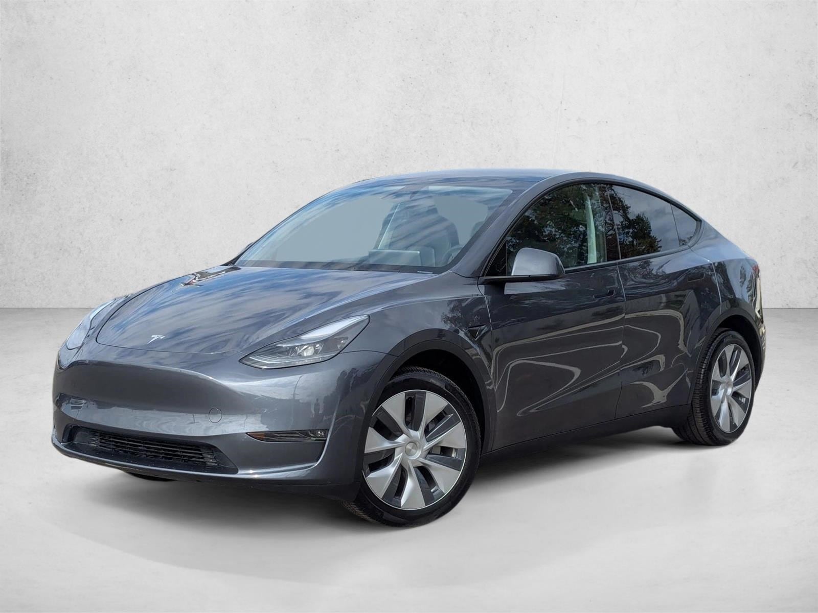 2023 Tesla Model Y Long Range's photo