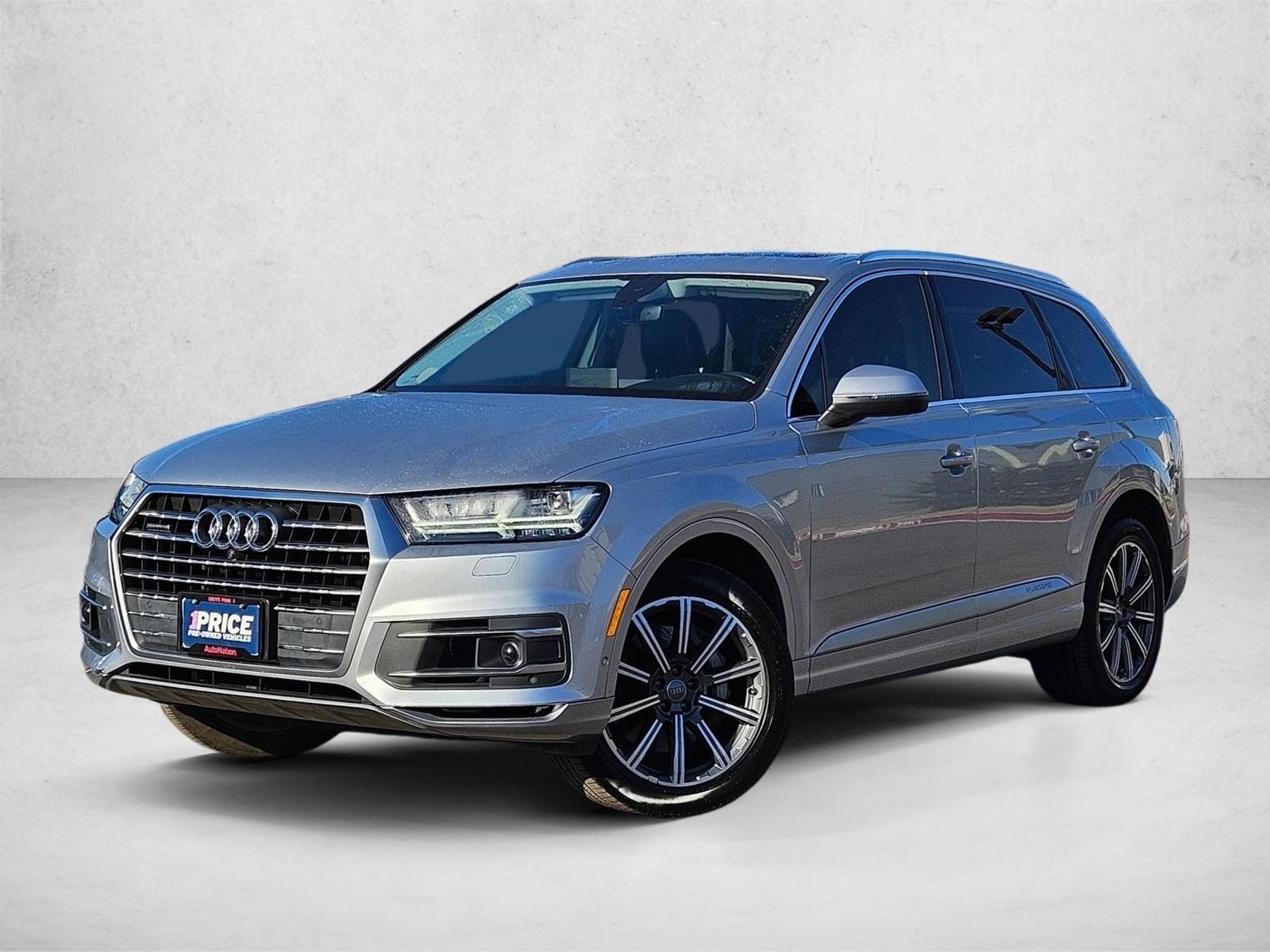 2019 Audi Q7 Premium Plus's photo