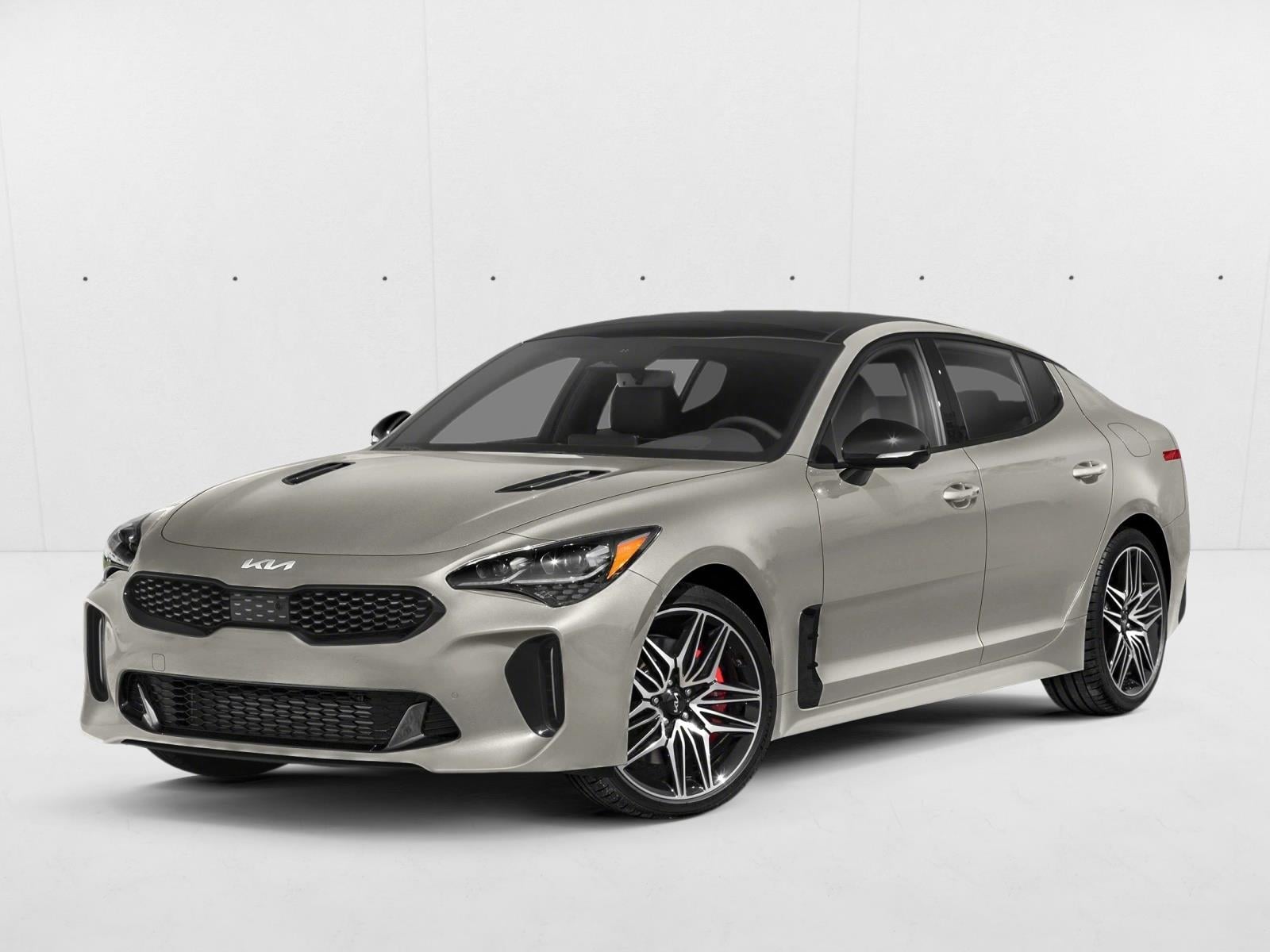 2022 Kia Stinger GT2's photo