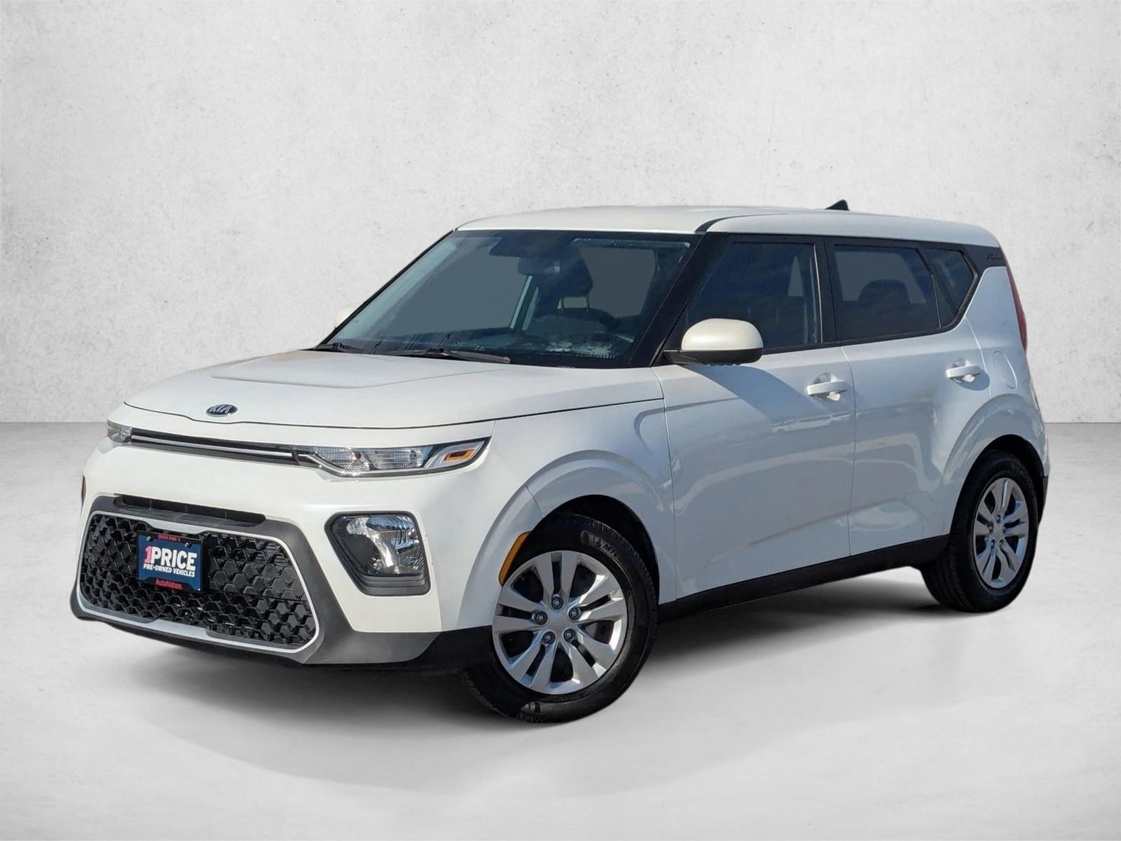 2021 Kia Soul LX's photo