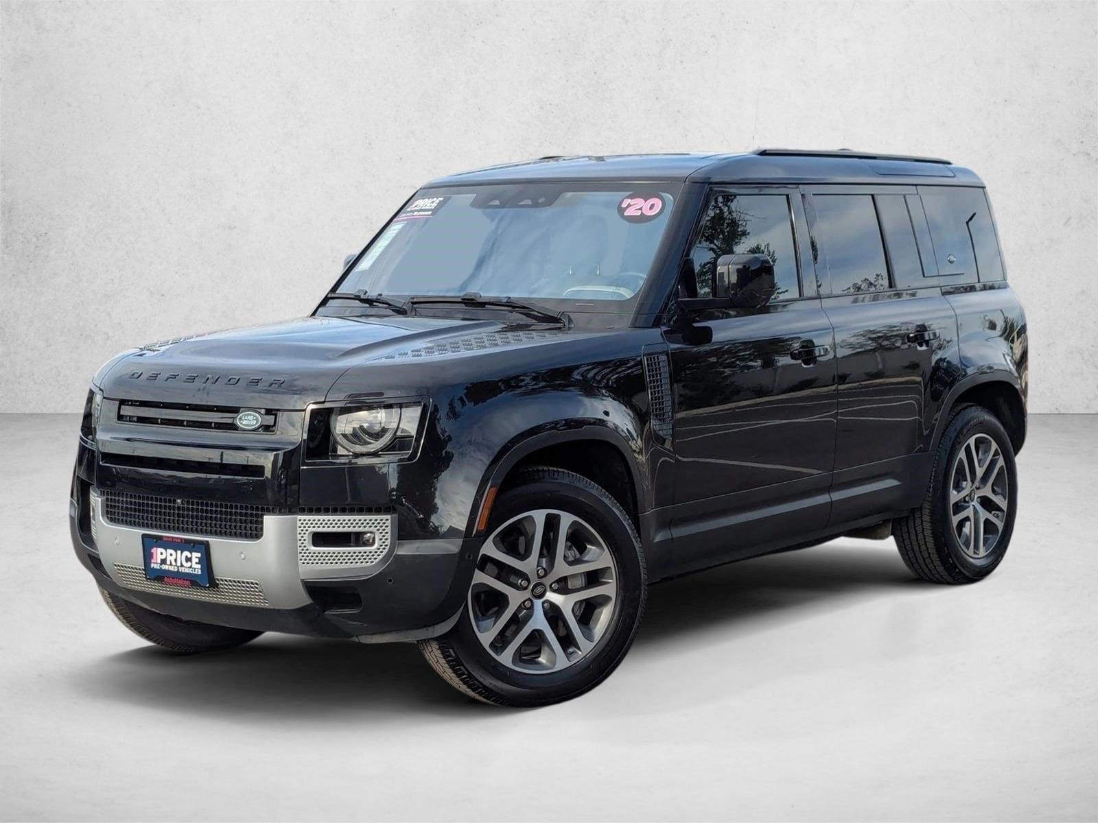 2020 Land Rover Defender HSE's photo