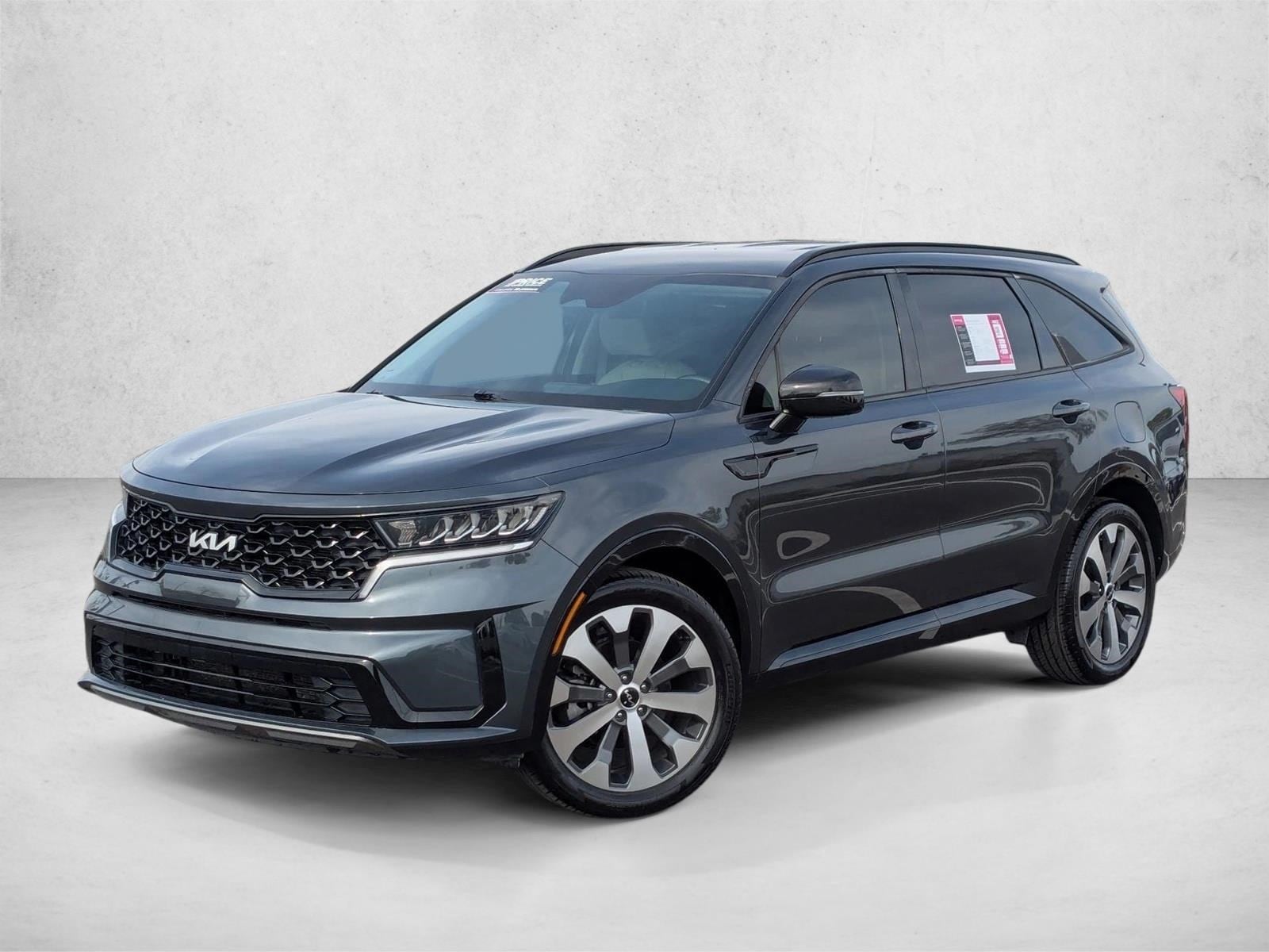 2022 Kia Sorento S's photo