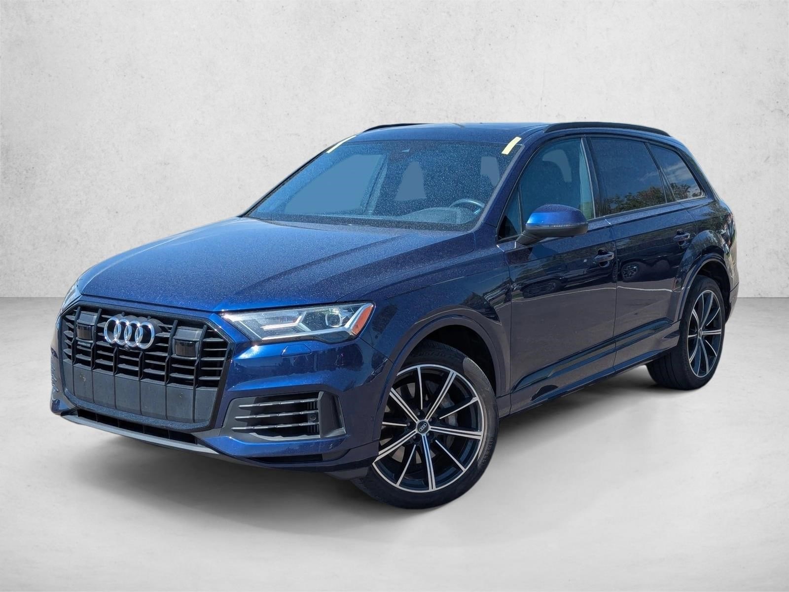 2021 Audi Q7 Premium Plus's photo