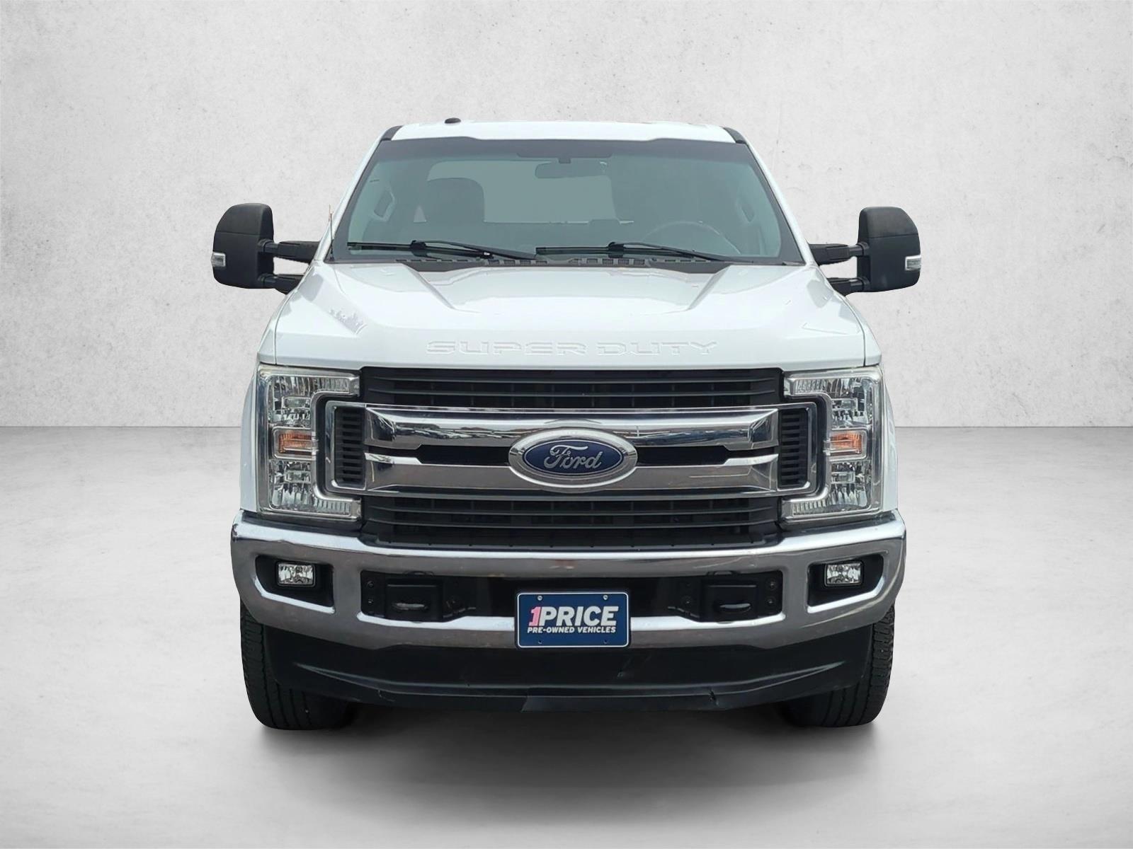 Used 2018 Ford F-350 XLT Crew Cab Pickup