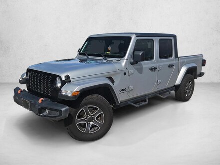 2022 Jeep Gladiator Altitude Crew Cab Pickup