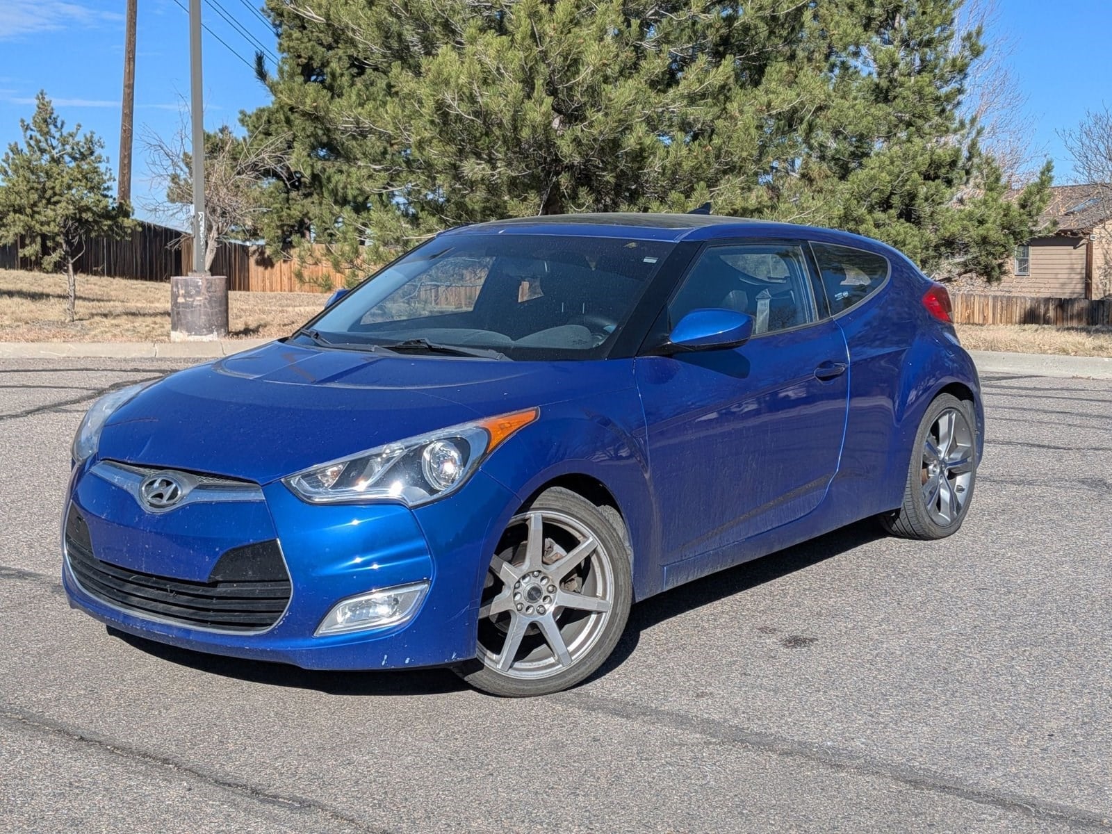 2012 Hyundai Veloster Base's photo