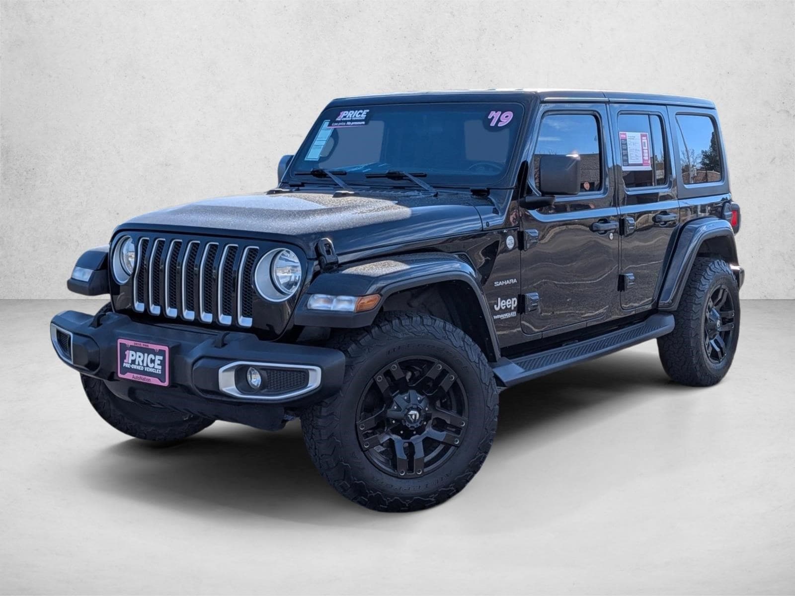 2019 Jeep Wrangler Unlimited Sahara's photo