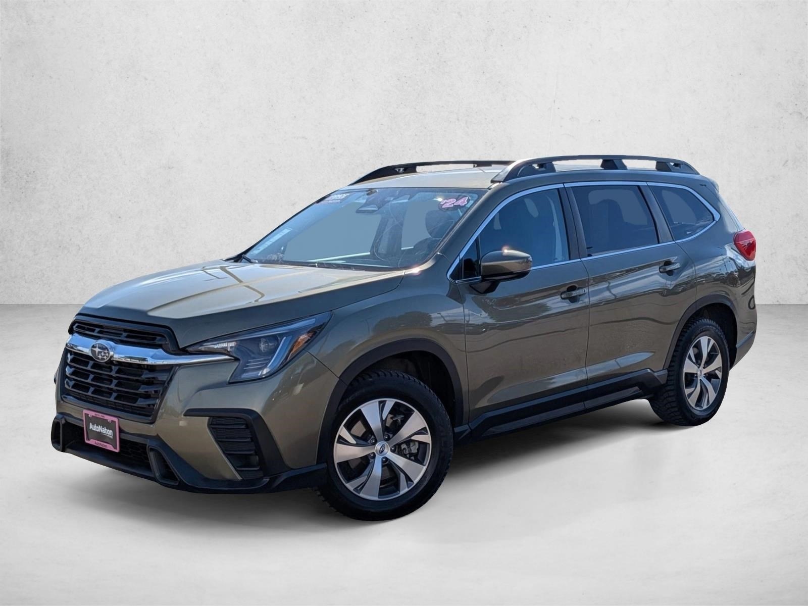 2024 Subaru Ascent Premium's photo