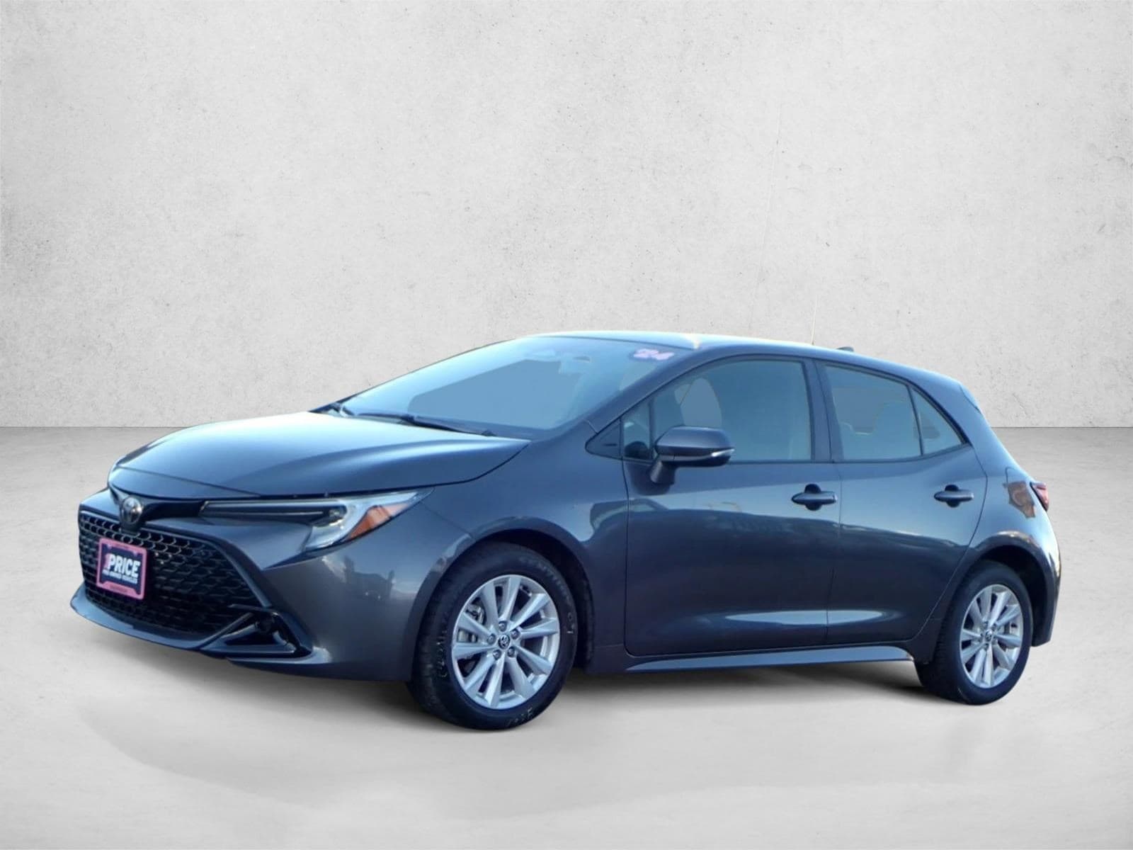 2024 Toyota Corolla Hatchback SE's photo