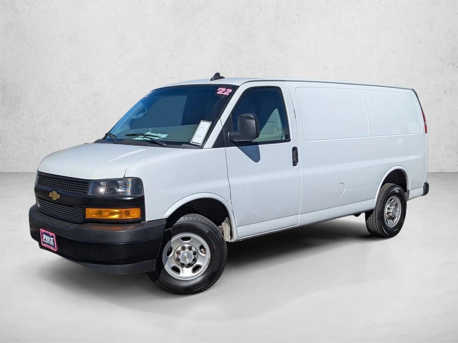 2022 Chevrolet Express Cargo Work Van's photo