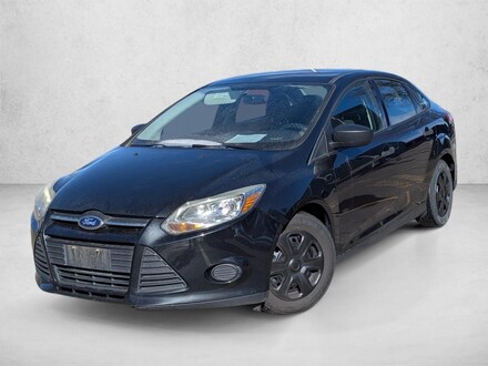 2014 Ford Focus S 4dr Car