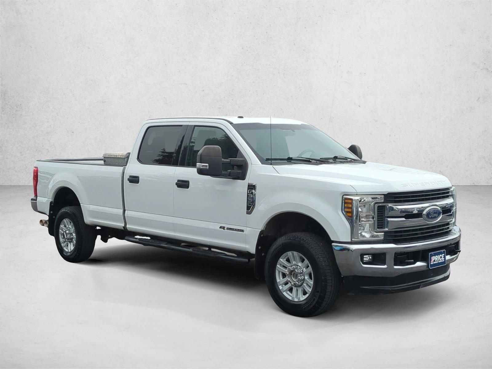 Used 2018 Ford F-350 XLT Crew Cab Pickup
