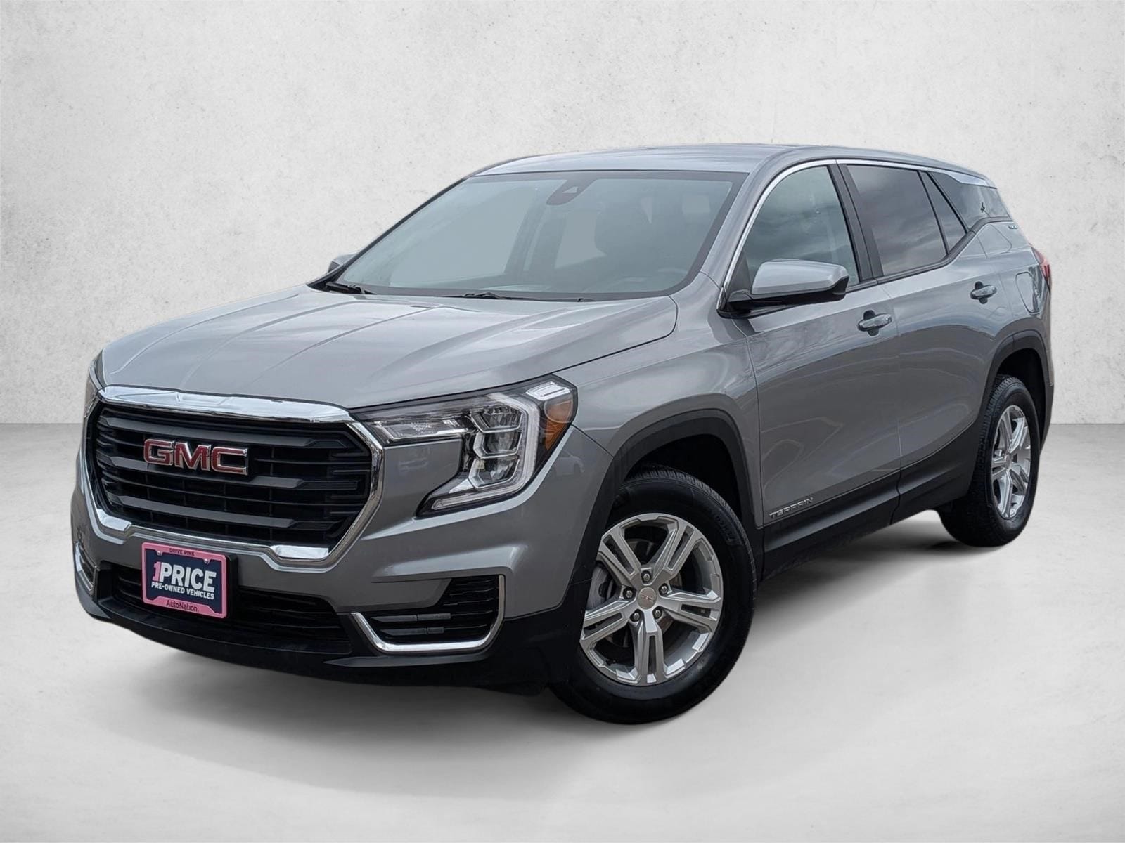 2024 GMC Terrain SLE's photo