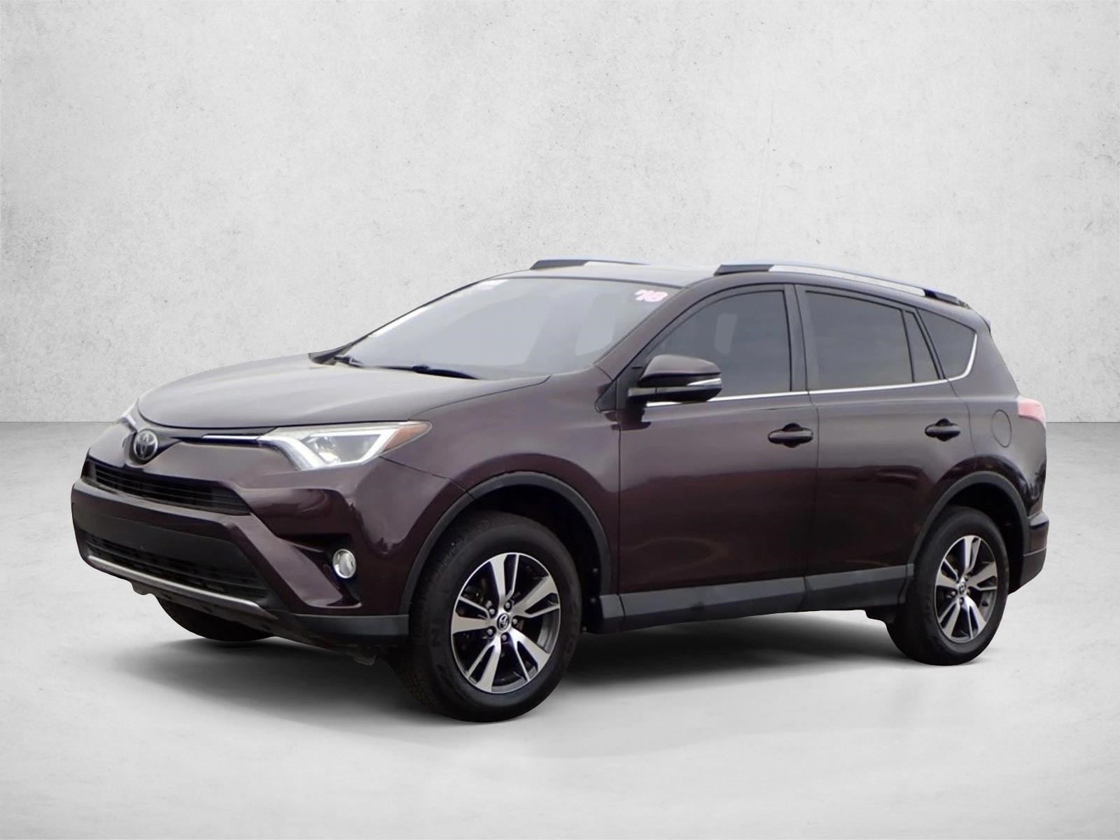2018 Toyota RAV4 XLE's photo