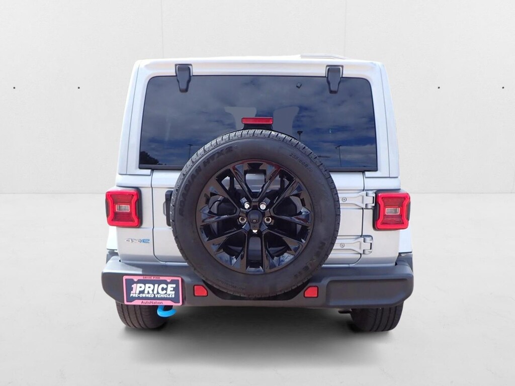2024 Jeep Wrangler 4xe Sahara photo 4