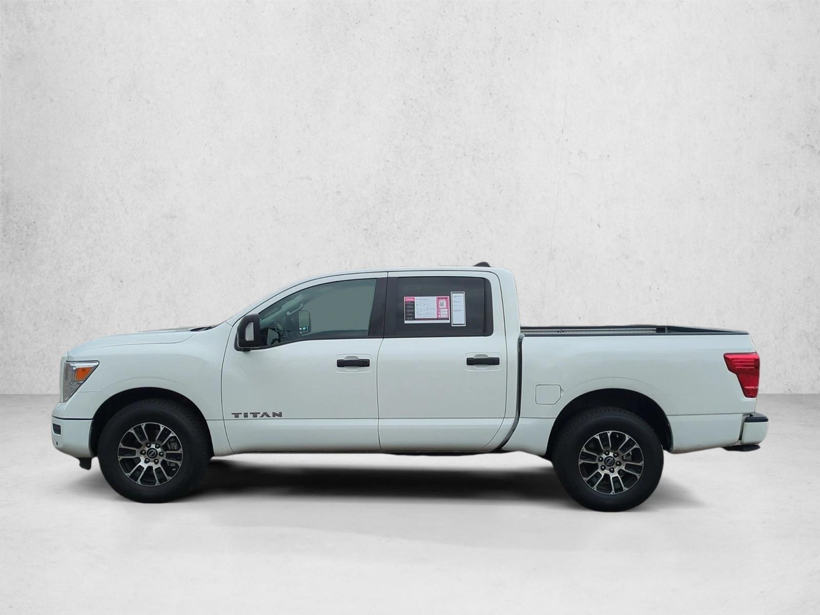 Used 2023 Nissan Titan SV Crew Cab Pickup