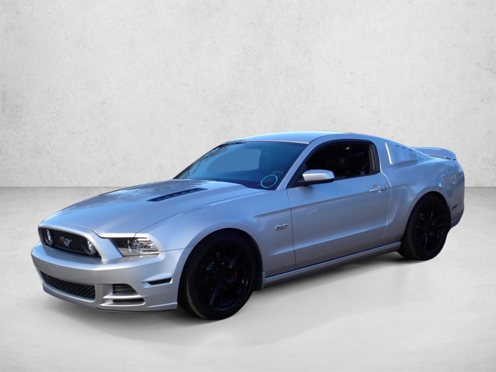 2013 Ford Mustang GT Premium's photo