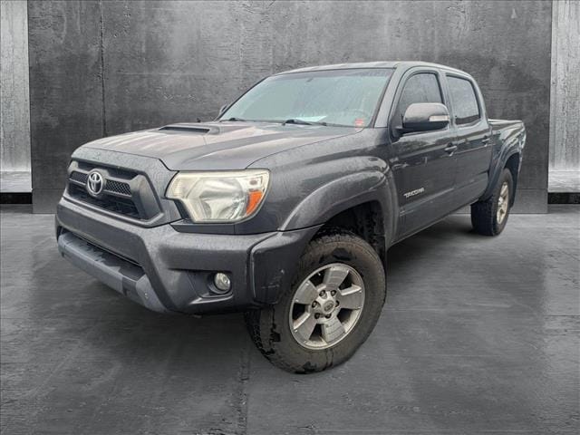 Used 2014 Toyota Tacoma PreRunner with VIN 3TMJU4GN3EM163408 for sale in Littleton, CO