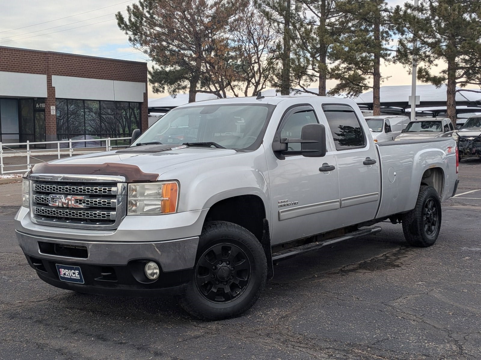 2012 GMC Sierra 3500 SLE's photo