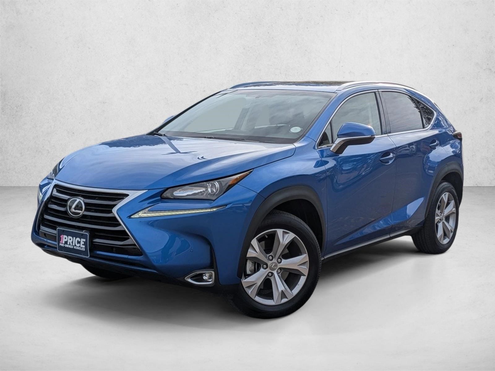2017 Lexus NX 200t's photo