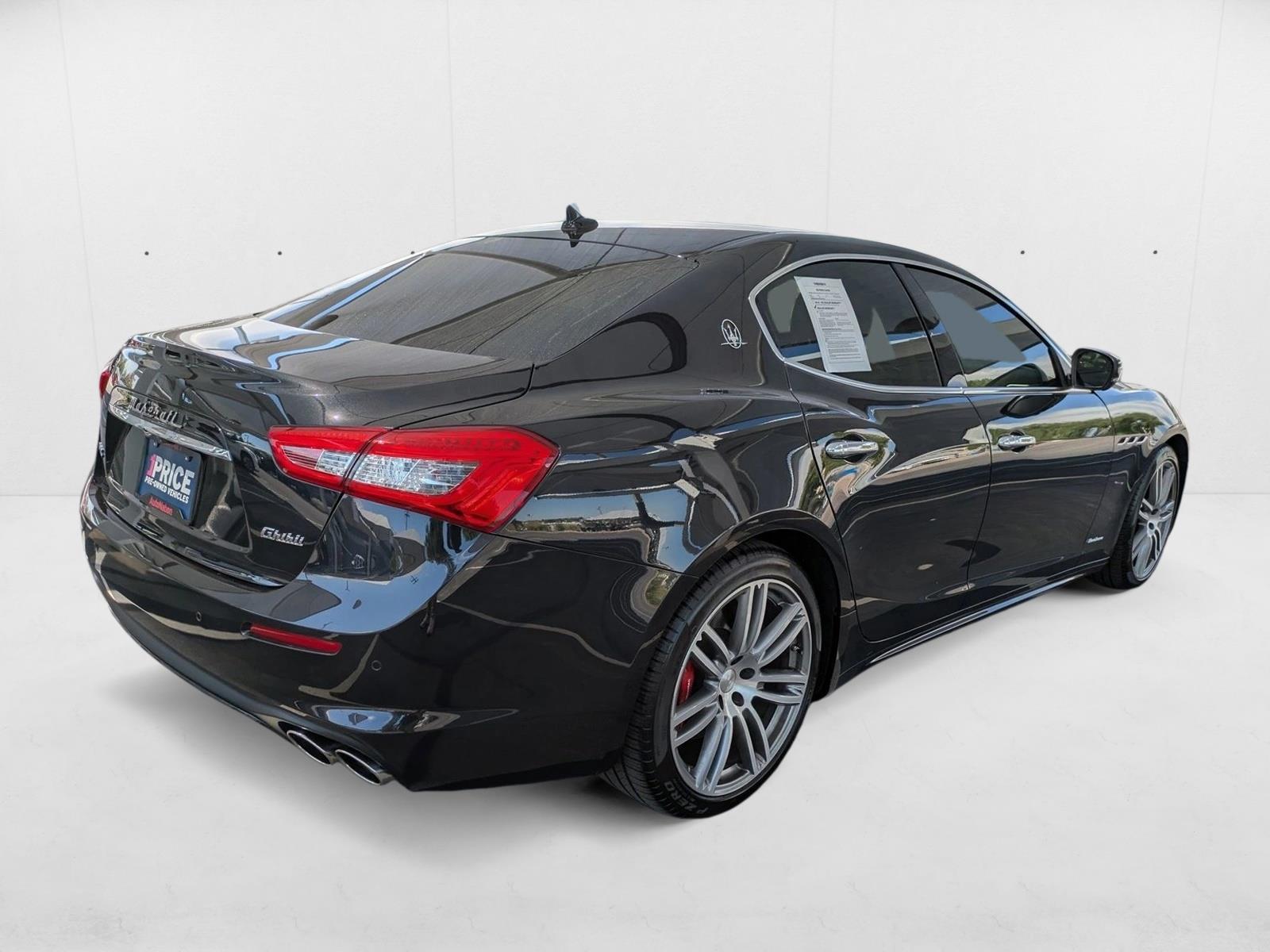 Image of Used 2019 Maserati Ghibli S Q4 GranLusso
