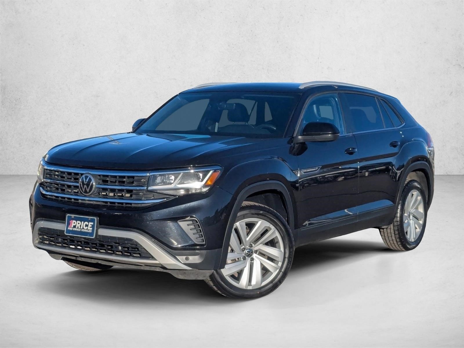2022 Volkswagen Atlas Cross Sport SE w/Tech's photo