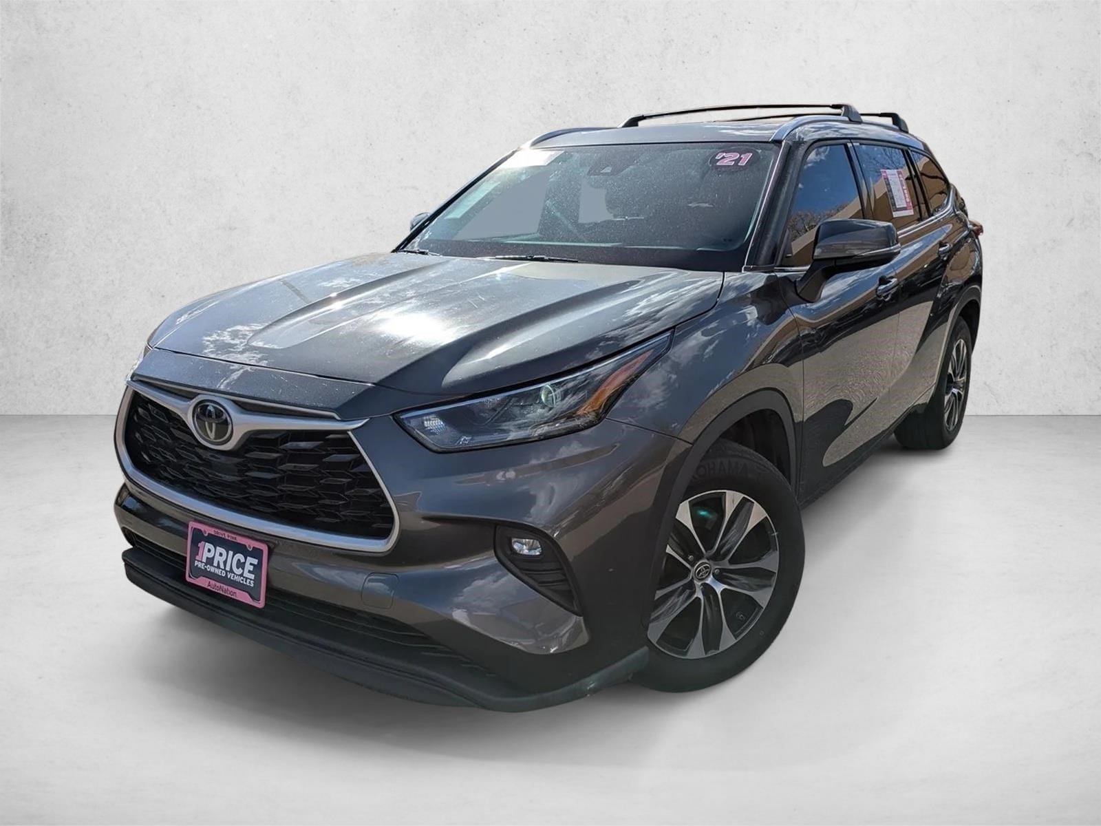2021 Toyota Highlander XLE's photo