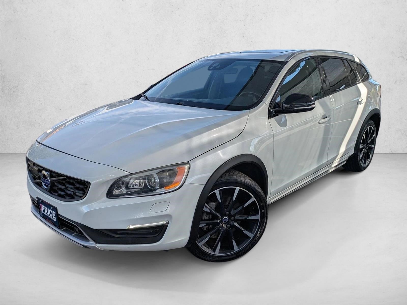 2017 Volvo V60 Platinum