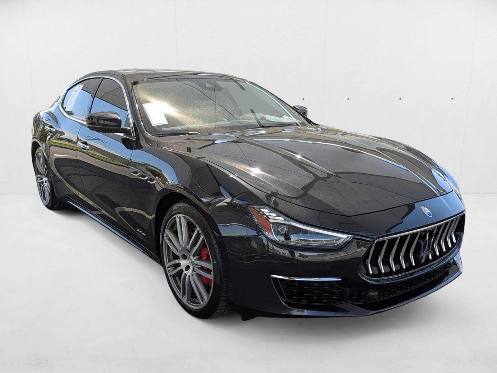 Image of Used 2019 Maserati Ghibli S Q4 GranLusso