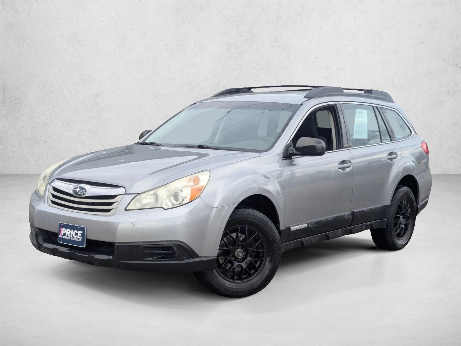 2011 Subaru Outback 2.5i's photo