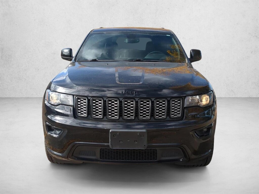 Used 2018 Jeep Grand Cherokee Altitude Sport Utility