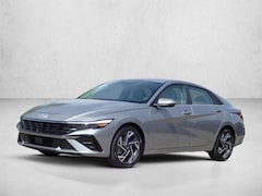 2025 Hyundai Elantra Limited 4dr Car