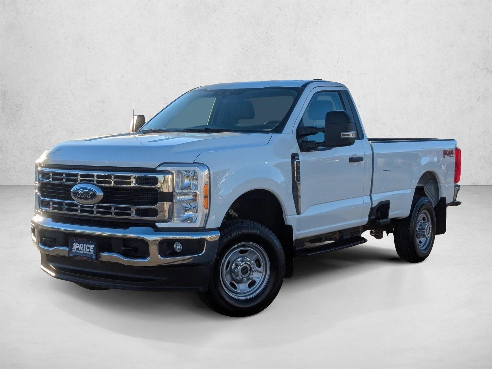 2024 Ford F-350 Super Duty XLT's photo