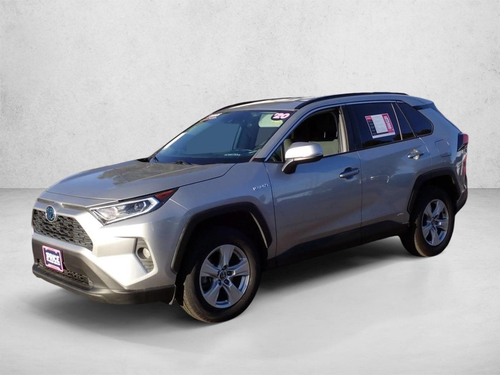 2020 Toyota RAV4 XLE's photo
